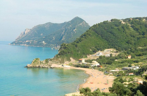 Parelia Apartment | Studio Apartments With Swimming Pool and sea View - Pelekas Beach