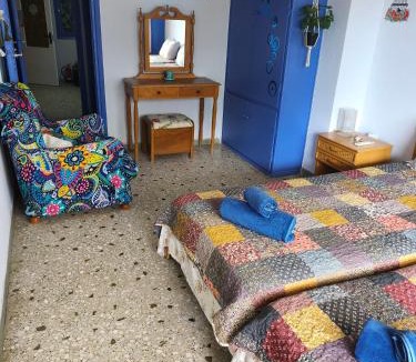 Saronida Apartment | Studio By The Beach 2