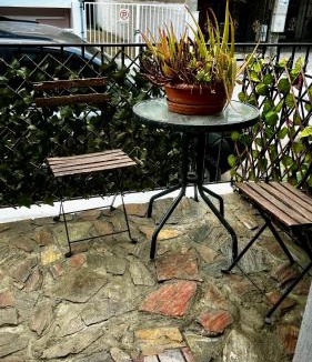Larissa Apartment | Studio close to Train Station
