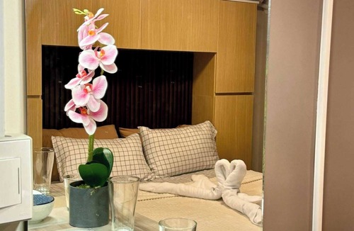 Basak Apartment | Studio Condo Unit with Balcony Facing Pool near Mactan Airport