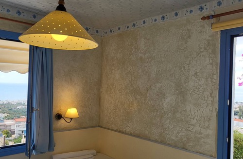Piskopiano Apartment | Studio Quiet And Peaceful And Very Relaxing with kitchen, shared pool and Ac