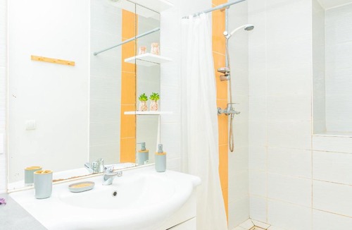 Punaauia Apartment | Studio Tiare Jambolana in Punaauia w Pool