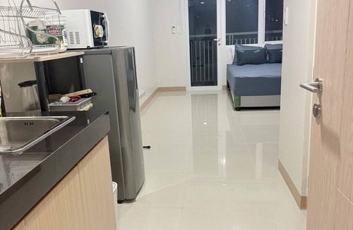 Iloilo Condo | Studio type with Balcony and Pull out bed can accommodate 4 person.