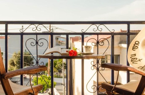 Milos Apartment | STUDIOS ATHENA