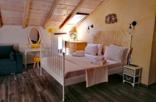 Zagora-Mouresi Apartment | Studios Yalos