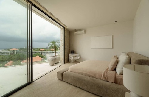 Pecatu House | Stunning 4BR Luxury Villa with Ocean Views Uluwatu