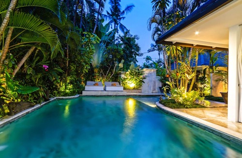 Sunset Road Villa | Stunning, 5 Bedroom Villa in Central Seminyak