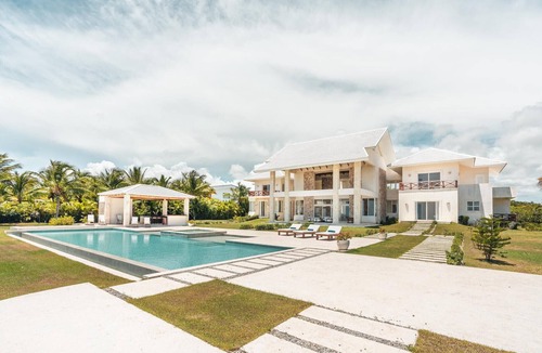 Punta Cana Villa | Stunning 6BR villa with ocean view in Cap Cana