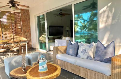 El Limon Apartment | Stunning Beachfront Condo With Private Beach, Las Terrenas-El Limón