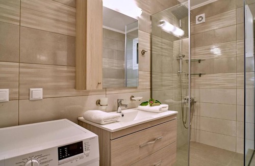 Kavallos Villa | Stunning Lake Kournas Retreat★ 2 New Private Pool!