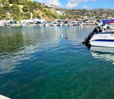 Linoperamata Apartment | Stunning Seafront, 1 Bdr apt, 5 min walk to beach, Heraklion Crete