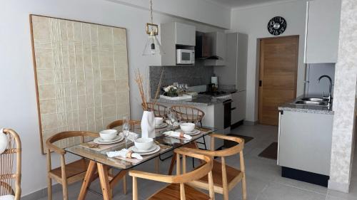 Downtown Santo Domingo Apartment | Stunning suite - 1 Bedroom Apartment with Rooftop Jacuzzi and Stunning View - 2 Guests