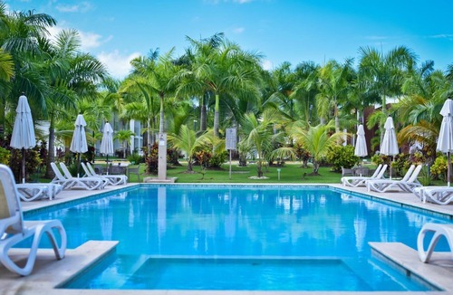 Boca Chica Villa | Stylish and modern villa 2BR with pool view.