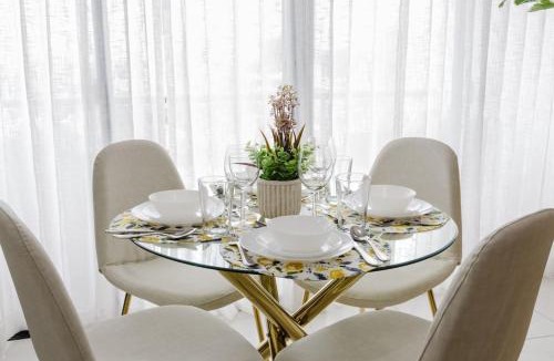 Lope De Vega House | Stylish, City Center 2BD Condo