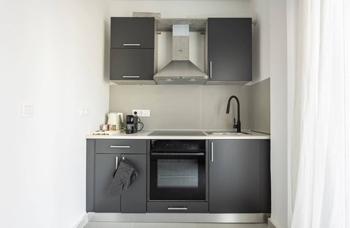 Pangrati Apartment | Stylish Studio l Balcony l No Elevator