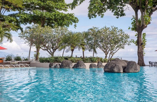 Arue Apartment | Suite F2 Arue Tahiti seaside free access swimming pool spa gym