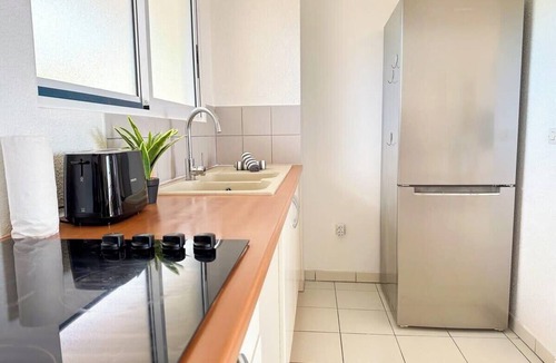 Punaauia Apartment | Suite Turoa - View, pool and wifi