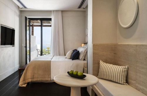 Drafaki Hotel | Suite with Private Pool and Stunning Aegean Views – Perfect for Relaxation