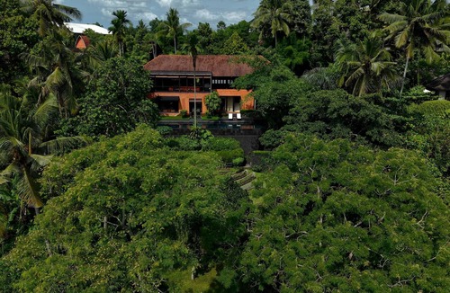 Kedewatan Villa | Sumeru Botanical Estate
