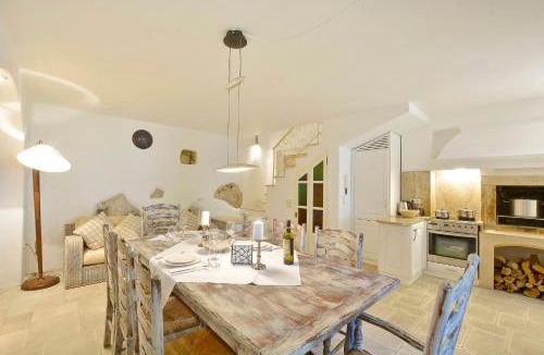 Old Town House | Summer By The Sea