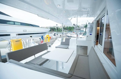 Nikita Boat Rental | Sun-Kissed Sailing: A Luxurious Beach Experience in Nikiti, Macedonia