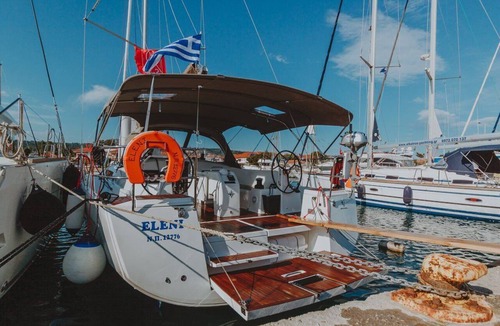 Nikita Boat Rental | Sun-Kissed Sailing: A Luxurious Beach Experience in Nikiti, Macedonia