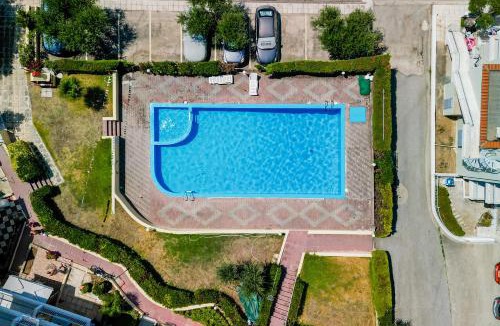 Gerakini Apartment | Sun Sea & Views 100m from beach!