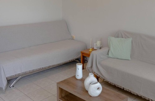 Paleros Apartment | SunKipos