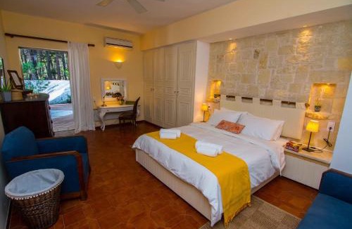 Lassi House | Sunny Beach Villa