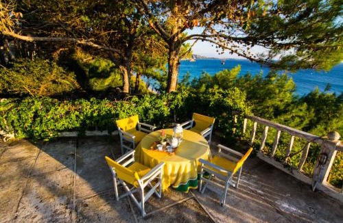 Lassi House | Sunny Beach Villa