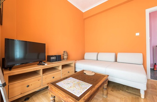 Filopappou Apartment | Sunny Loft in Koukaki by Cloudkeys