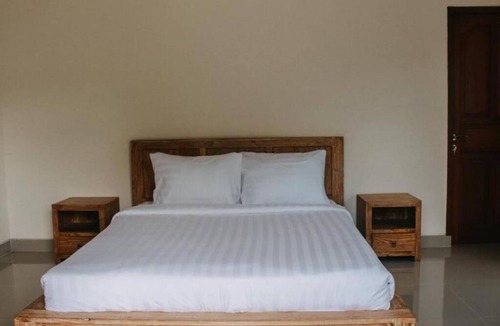 Kedewatan Villa | Sunny Relax Villa