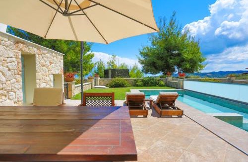 Pallini Villa | Sunny Villa Epta