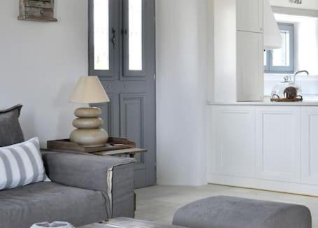 Paros House | Sunray Pounta Paros Beachfront Villa near Kitesurf