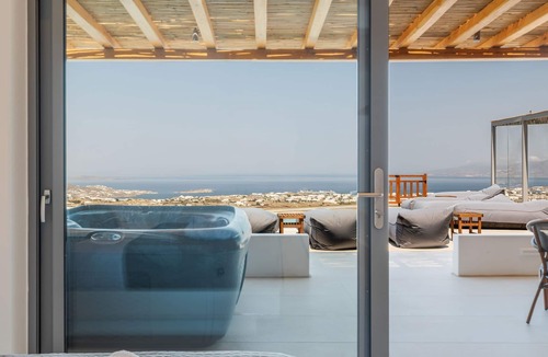 Plintri Hotel | Sunset Hill Suites