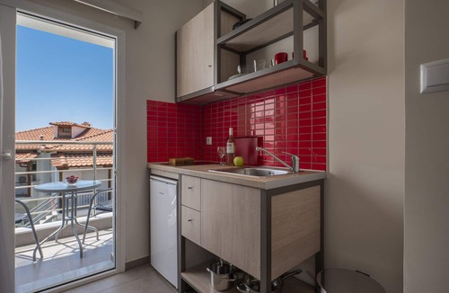 Neos Marmaras House | Sunshine Apartments