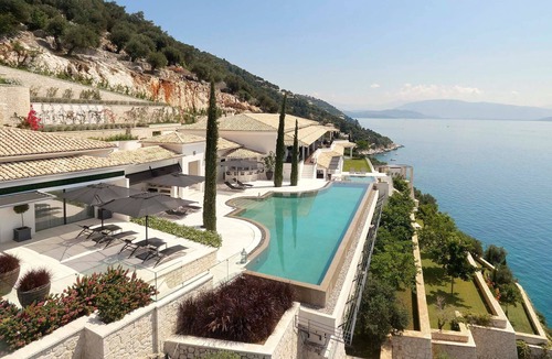 Nisaki Villa | Super Elite Corfu Villa | Villa Paradiso | 6 Bedroom | 2 Heated Infinity Pools