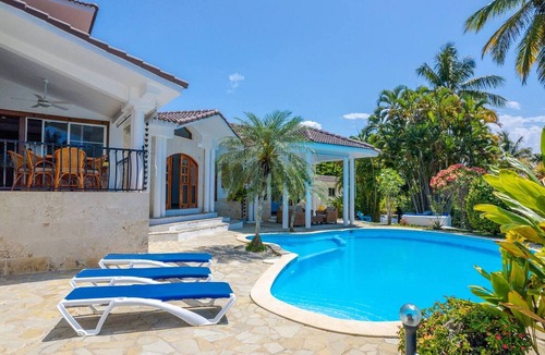 Sosua Villa | Super luxury party complex in Sosua, right on Laguna beach!