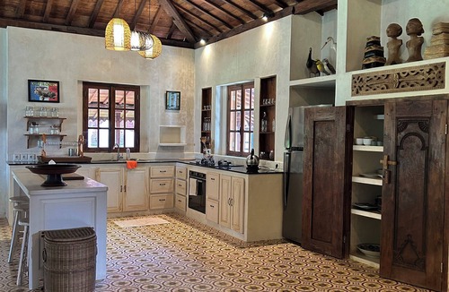 Seminyak House | Superb 5-Bedroom Villa in Bali with WiFi & AC, Just 15 Minutes to the Beach