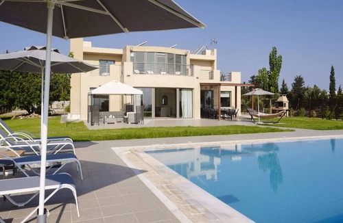 Filerimos Villa | Superb Luxury Holiday Villa Rental in Rhodes - Afandou - sleeps up to 12 Guests