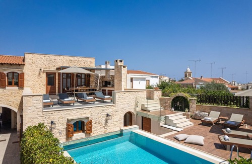 Atsipopoulo Villa | Superb villa Rogdia with heated pool, 2 minutes walking from local amenities