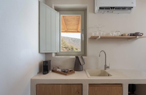 Limeni Apartment | Superior Duplex Suite by Yerma Suites Limeni