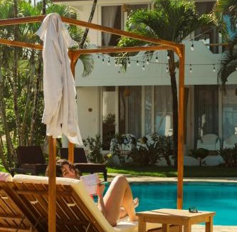 Las Canas House | Surf and Yoga Retreat for Groups Near Cab!