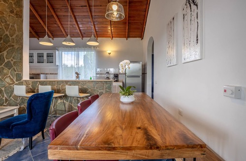 El Centro Condo | surrounded by palms, Rural, Family Friendly, Centric,Comfortable, Moutain view.