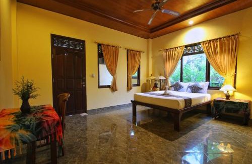Sayan Hotel | Suwar Bungalows