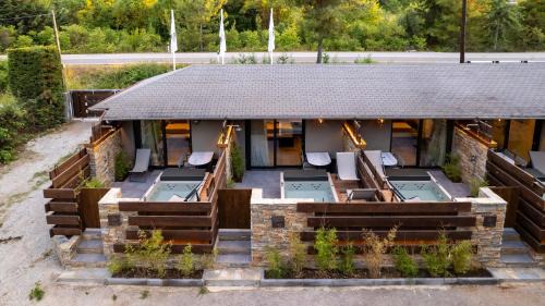Litochoro Apartment | Sylvia Camping & Luxury Suites