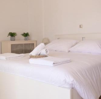Paradisi Apartment | T122 residence