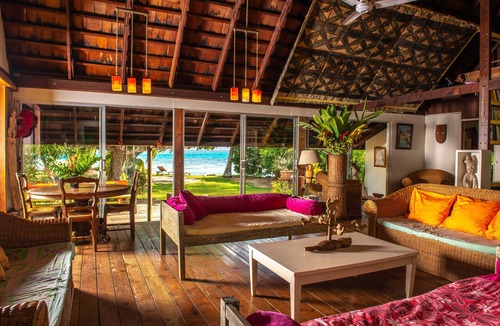 Otumai Villa | Tahiti Beach House, Beachfront Villa in Moorea, nice bath, under the trade winds