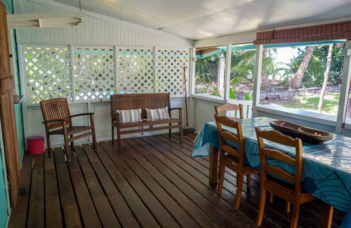 Papara Ski Chalet | TAHITI - Bungalow ManoMano Beach Teva I Uta
