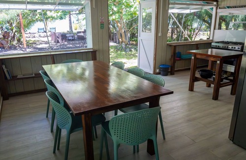 Papara Ski Chalet | TAHITI - Bungalow ManoMano Beach Paea